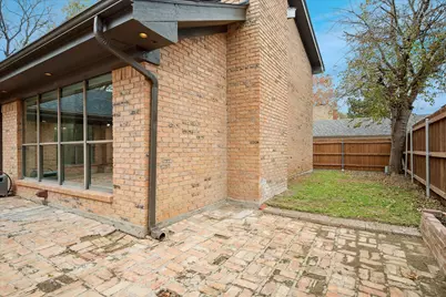 62 Legend Road, Benbrook, TX 76132 - Photo 27