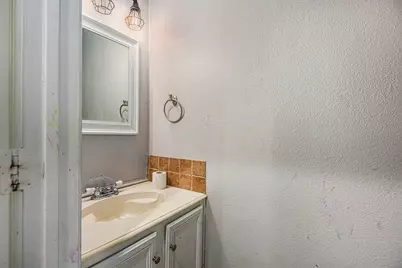 7024 Lyndale Drive, Watauga, TX 76148 - Photo 13