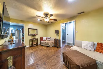 4134 Glenrose Drive, Garland, TX 75042 - Photo 19