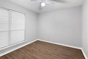 6913 Battle Creek Dr, Rowlett, TX 75089 - Photo 9