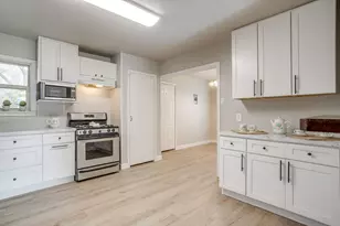 47 Donald Ct, Hurst, TX 76053 - Photo 13