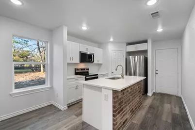 2004 W 2nd Avenue, Corsicana, TX 75110 - Photo 13