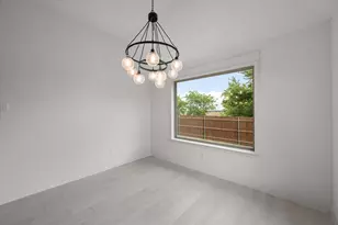 816 Tesslynn Ave, Godley, TX 76044 - Photo 21