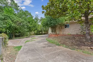 849 Arlington Dr, Woodway, TX 76712 - Photo 29