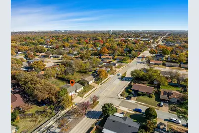 710 W Harwood Road, Euless, TX 76039 - Photo 29