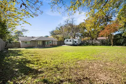 710 W Harwood Road, Euless, TX 76039 - Photo 25