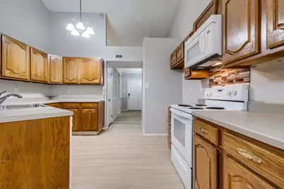 3029 Yorkshire Court, Flower Mound, TX 75028 - Photo 5