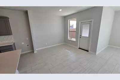 7741 Tuscarora Drive, Denton, TX 76259 - Photo 3