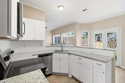 1008 Sandy Creek Drive, Allen, TX 75002 - Photo 7