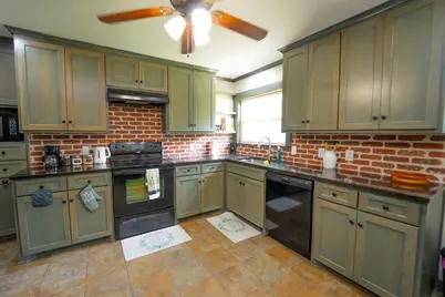 7816 Mary Frances Lane, North Richland Hills, TX 76180 - Photo 7