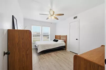 5025 Stephanie Drive, Haltom City, TX 76117 - Photo 11