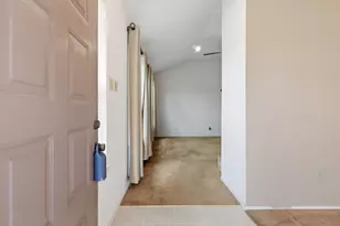 321 Gregory Ln, Grand Prairie, TX 75052 - Photo 3