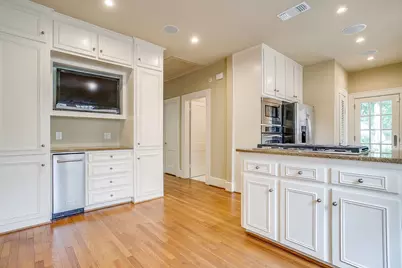 2606 Cockrell Avenue, Fort Worth, TX 76109 - Photo 9