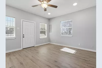 1309 Pennsylvania Avenue, Dallas, TX 75215 - Photo 7