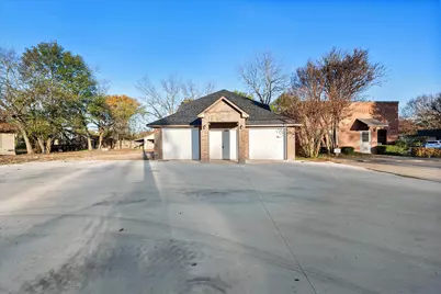 2004 W 2nd Avenue, Corsicana, TX 75110 - Photo 3