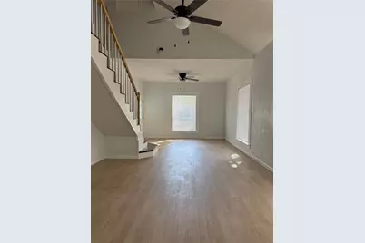 404 W Elm Street, Whitewright, TX 75491 - Photo 3