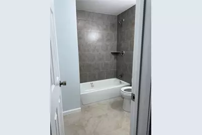 404 W Elm Street, Whitewright, TX 75491 - Photo 3