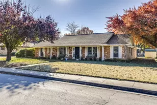 309 Stiles Dr, Midlothian, TX 76065 - Photo 3