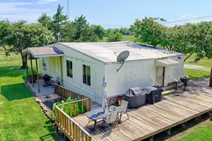 2447 Cemetery Rd, Pottsboro, TX 75076 - Photo 9