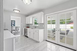 3910 Acorn Green Dr, Garland, TX 75043 - Photo 5