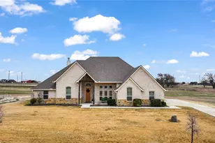 2011 Perkins Ln, Weatherford, TX 76088 - Photo 1