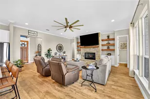 2011 Perkins Ln, Weatherford, TX 76088 - Photo 9