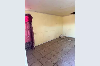 4740 Shackleford Street, Fort Worth, TX 76119 - Photo 3