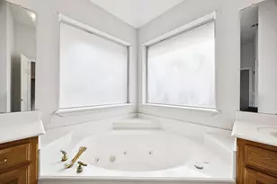 821 Willow Ct, Saginaw, TX 76179 - Photo 13