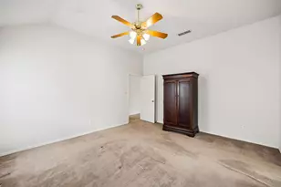 821 Willow Ct, Saginaw, TX 76179 - Photo 9