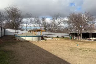 204 W Eaton Ave, Graford, TX 76449 - Photo 23