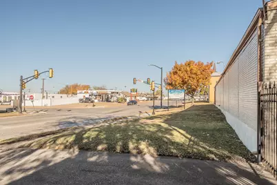 3819 McCart Avenue, Fort Worth, TX 76110 - Photo 7