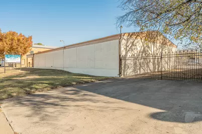 3819 McCart Avenue, Fort Worth, TX 76110 - Photo 9