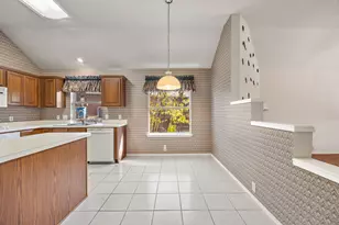 203 Julian Dr, Rockwall, TX 75087 - Photo 7