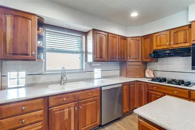 184 Classen Drive, Dallas, TX 75218 - Photo 17