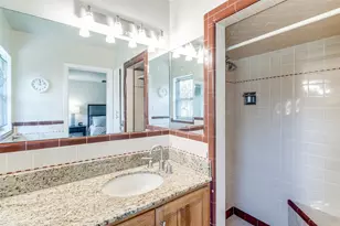 184 Classen Dr, Dallas, TX 75218 - Photo 23