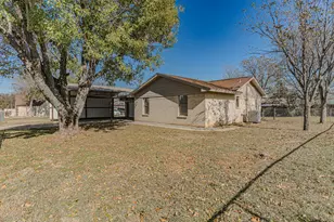 1201 SE 11th Ave, Mineral Wells, TX 76067 - Photo 7