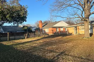 1913 Hilltop Dr, Garland, TX 75042 - Photo 9