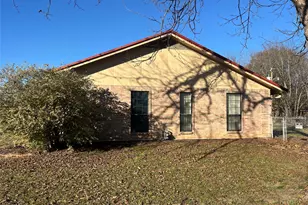 203 1st NE, Detroit, TX 75436 - Photo 3