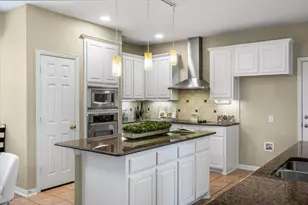 2524 Sir Turquin Ln, Lewisville, TX 75056 - Photo 13