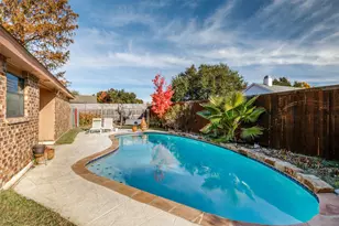 2709 Deer Creek Ct, Garland, TX 75040 - Photo 1