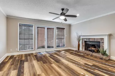 2709 Deer Creek Court, Garland, TX 75040 - Photo 7