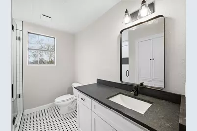 1102 N Preston Street, Ennis, TX 75119 - Photo 21