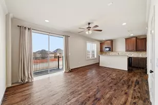 563 Rockingham Dr, Irving, TX 75063 - Photo 5