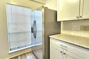 9222 Fairmont Cir, Rowlett, TX 75088 - Photo 3