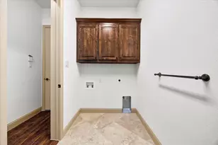6814 Springwood Ln, Garland, TX 75044 - Photo 27