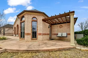 525 S Sugartree Dr, Lipan, TX 76462 - Photo 3