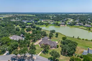 525 S Sugartree Dr, Lipan, TX 76462 - Photo 3