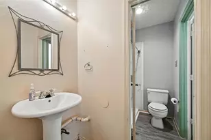 2108 Chatham Square Ct, Dallas, TX 75227 - Photo 9