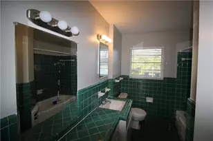 6703 Vada Dr, Dallas, TX 75214 - Photo 9