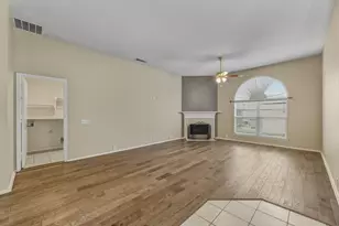 11458 Newberry Dr, Frisco, TX 75035 - Photo 3